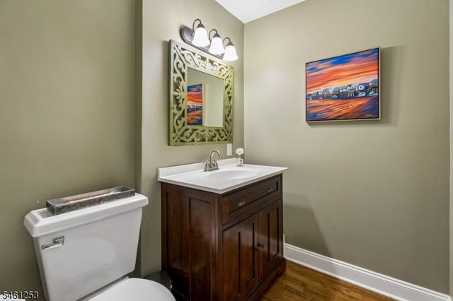 22 Midvale Dr, New Providence Boro, NJ 07974
