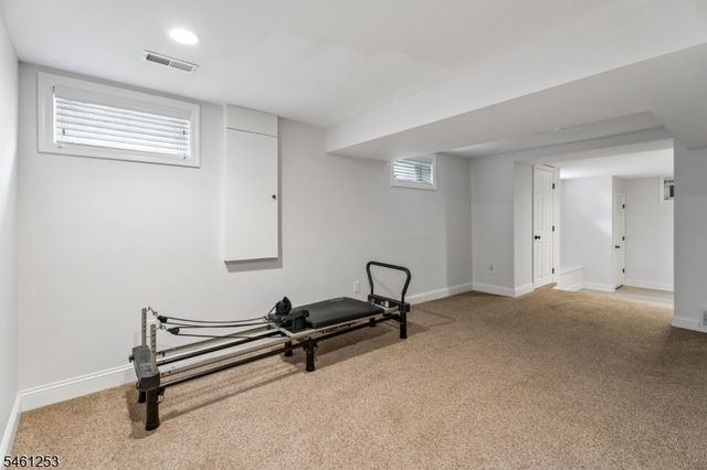 22 Midvale Dr, New Providence Boro, NJ 07974