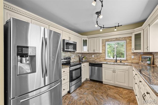 1439 Meadowside Drive, Unincorporated, MO 63146