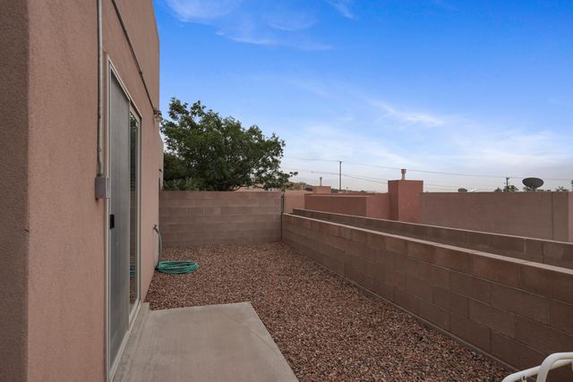 4424 Desert Lily Court SE, Rio Rancho, NM 87124