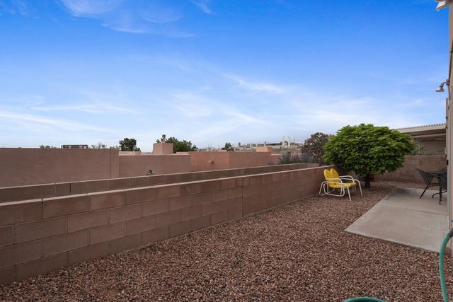 4424 Desert Lily Court SE, Rio Rancho, NM 87124