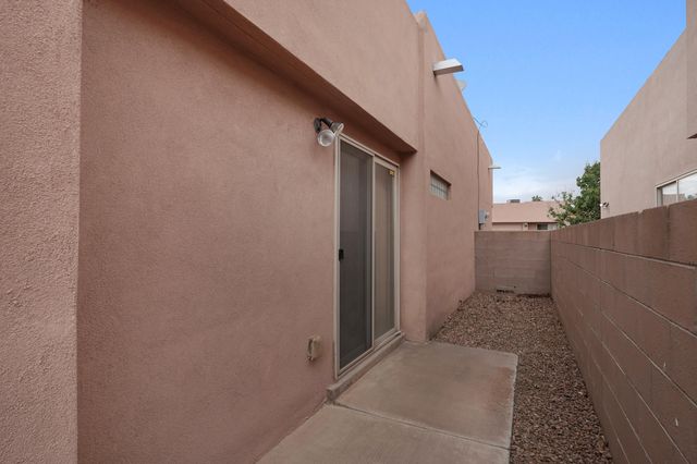 4424 Desert Lily Court SE, Rio Rancho, NM 87124