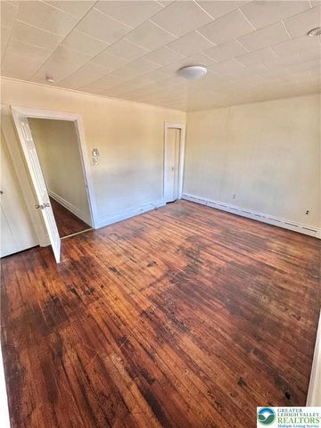 2518 West Tilghman Street, Allentown City, PA 18104