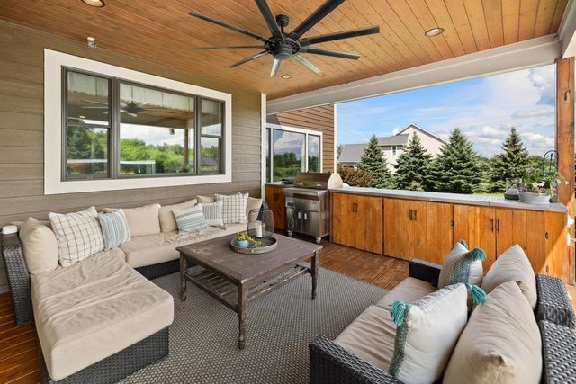 12403 Meadow Bluff Trail, Afton, MN 55001