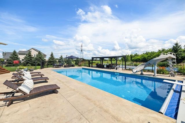 12403 Meadow Bluff Trail, Afton, MN 55001