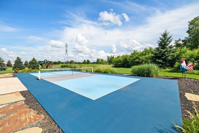 12403 Meadow Bluff Trail, Afton, MN 55001