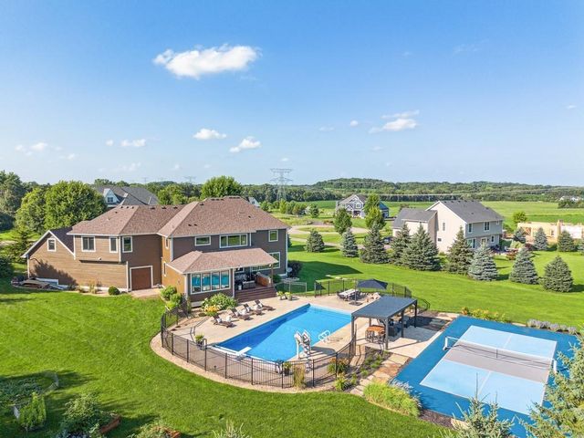 12403 Meadow Bluff Trail, Afton, MN 55001