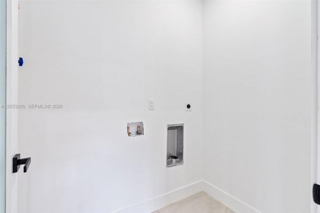 1305 Dunad Avenue, Opa-locka, FL 33054