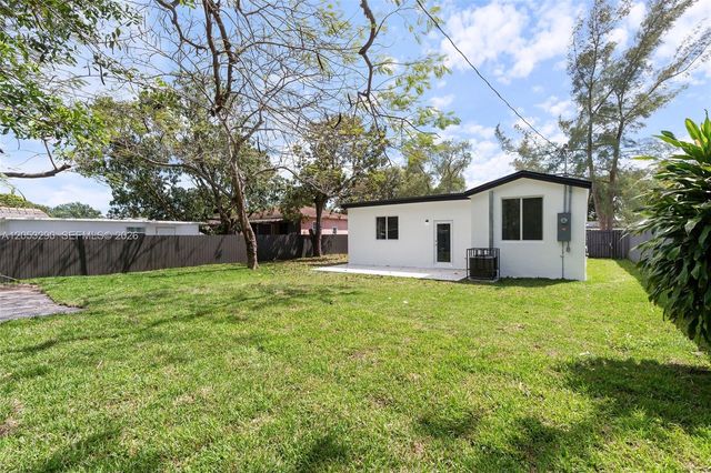 1305 Dunad Avenue, Opa-locka, FL 33054