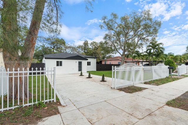 1305 Dunad Avenue, Opa-locka, FL 33054