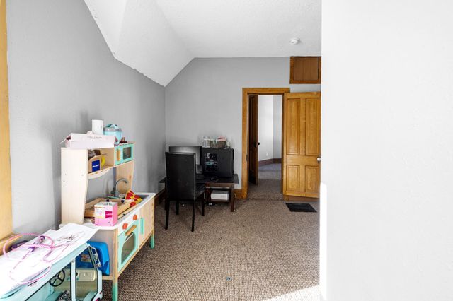 124 Ellington Street, West Concord, MN 55985