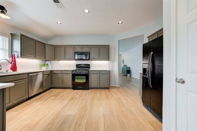 405 Bright Angel Trail, Edmond, OK 73003