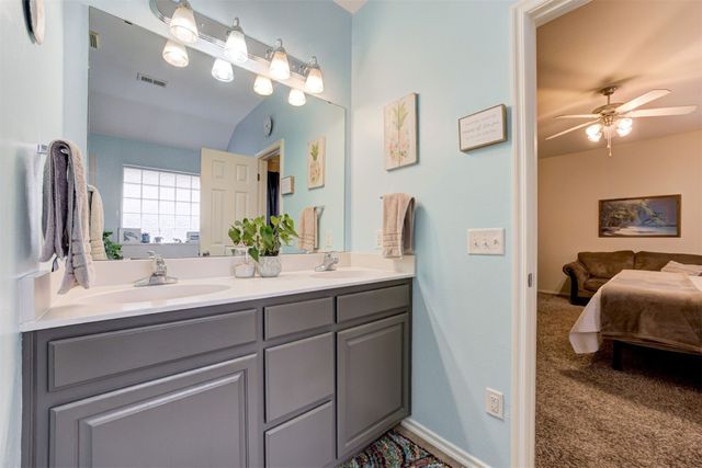 405 Bright Angel Trail, Edmond, OK 73003