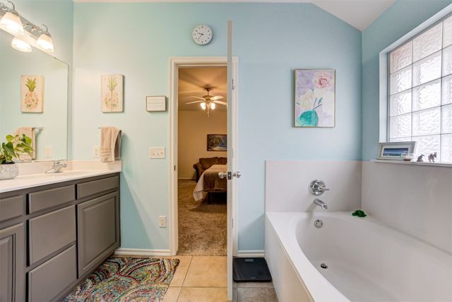405 Bright Angel Trail, Edmond, OK 73003