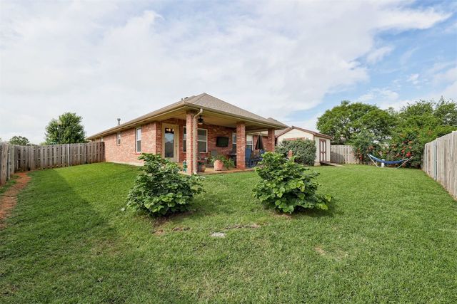 405 Bright Angel Trail, Edmond, OK 73003