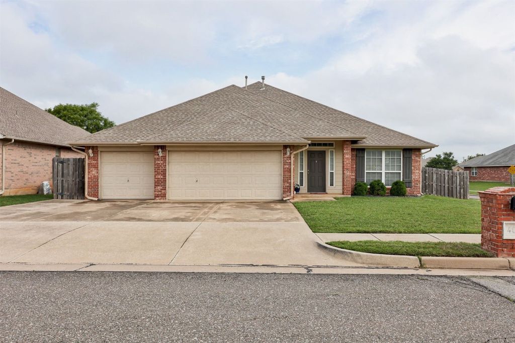 405 Bright Angel Trail, Edmond, OK 73003