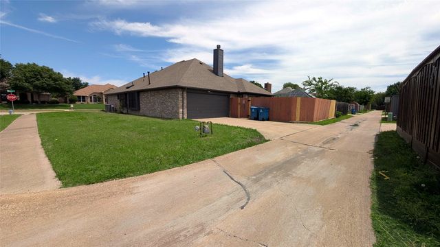 6114 Madison Avenue, Rowlett, TX 75089