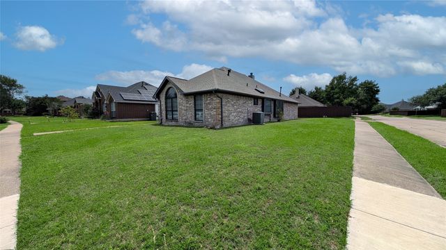 6114 Madison Avenue, Rowlett, TX 75089
