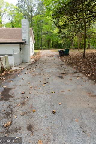 6881 HOMESTEAD Road, Rex, GA 30273
