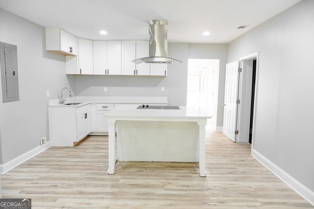6881 HOMESTEAD Road, Rex, GA 30273