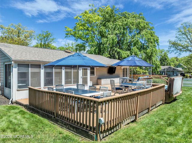439 Monmouth Avenue, Pine Beach, NJ 08741