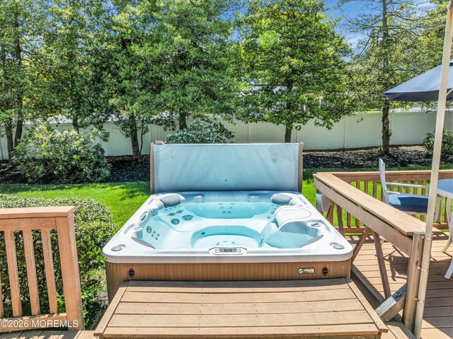 439 Monmouth Avenue, Pine Beach, NJ 08741