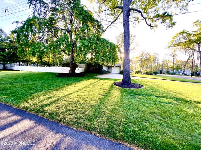 439 Monmouth Avenue, Pine Beach, NJ 08741
