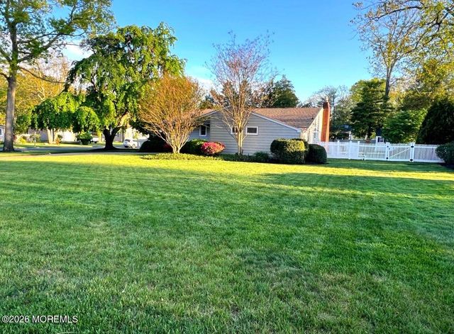 439 Monmouth Avenue, Pine Beach, NJ 08741