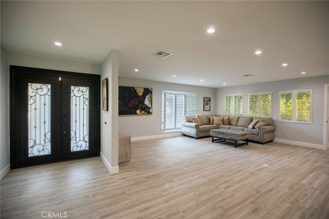 73640 Joshua Tree, Palm Desert, CA 92260