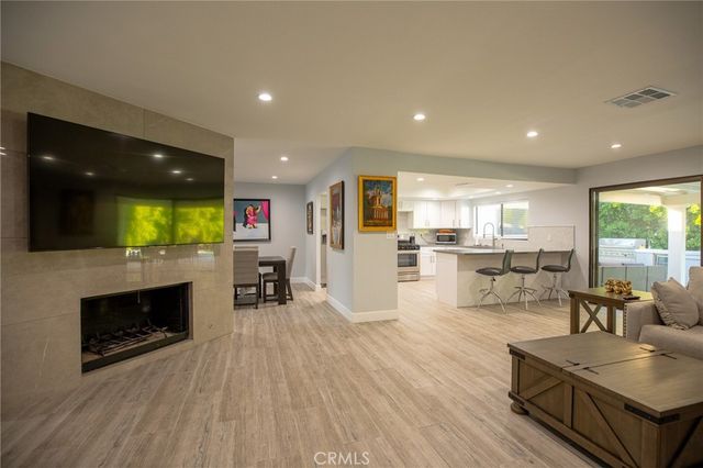 73640 Joshua Tree, Palm Desert, CA 92260
