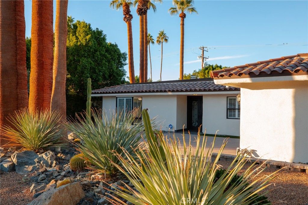 73640 Joshua Tree, Palm Desert, CA 92260