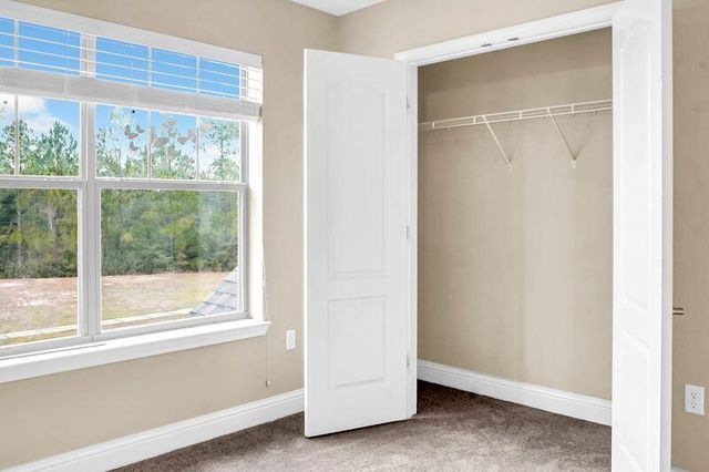 2136 Sardinia Court, Navarre, FL 32566