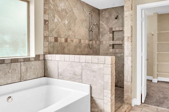 2136 Sardinia Court, Navarre, FL 32566