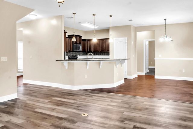 2136 Sardinia Court, Navarre, FL 32566