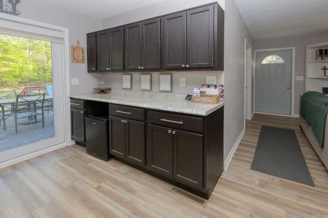 1632 military Road, Malvern, AR 72104