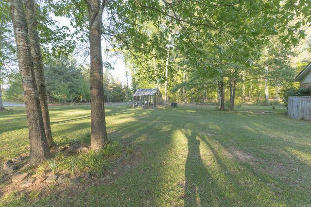 1632 military Road, Malvern, AR 72104
