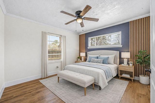 10042 Lazy Oaks Street, Houston, TX 77080