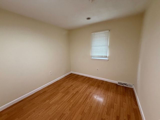 280 Elm St 33, Marlborough, MA 01752