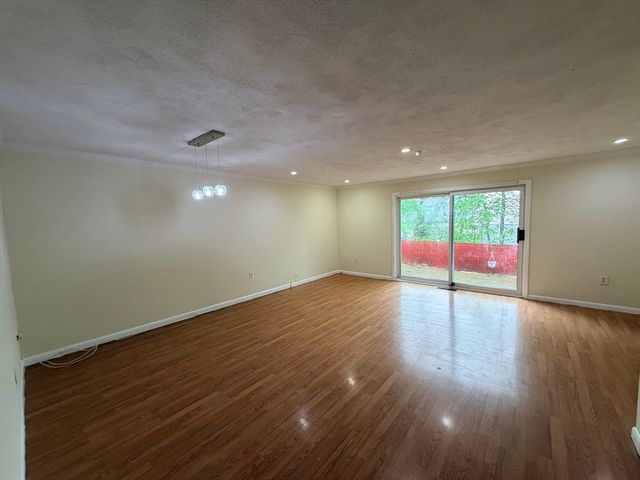 280 Elm St 33, Marlborough, MA 01752