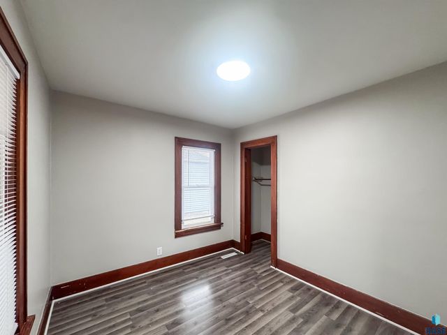 829 N Van Eps Ave Avenue, Sioux Falls, SD 57103