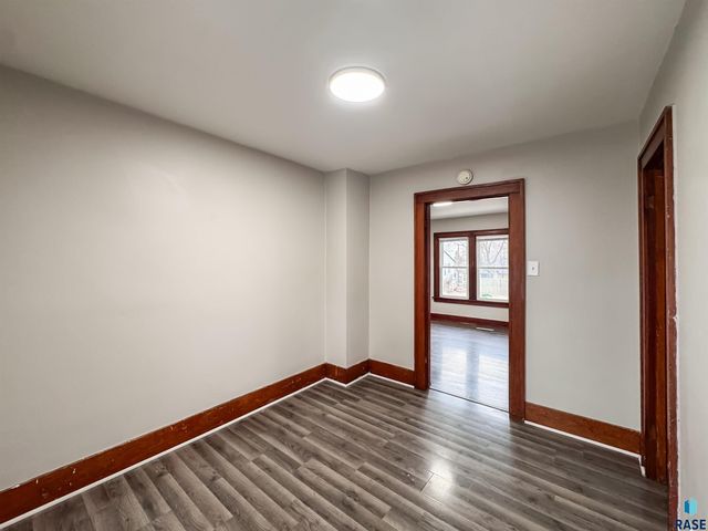 829 N Van Eps Ave Avenue, Sioux Falls, SD 57103