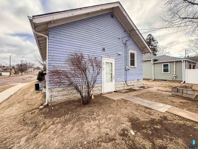 829 N Van Eps Ave Avenue, Sioux Falls, SD 57103