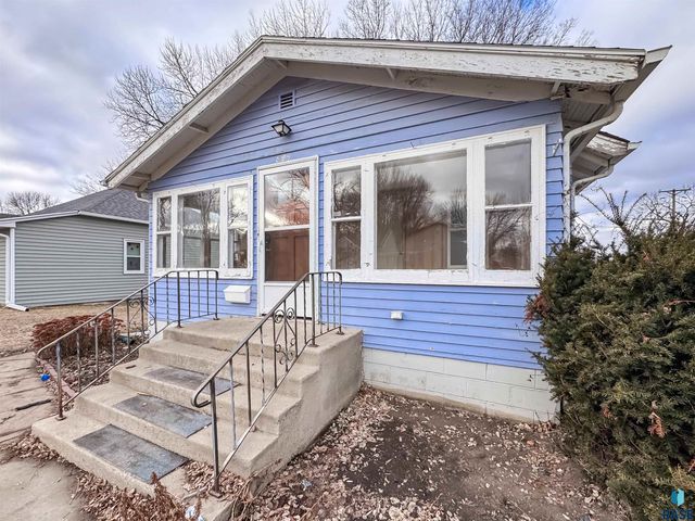 829 N Van Eps Ave Avenue, Sioux Falls, SD 57103