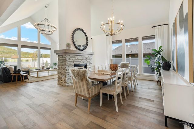 13697 N Sage Grouse Way, Boise, ID 83714