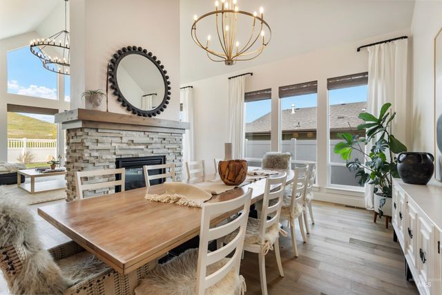 13697 N Sage Grouse Way, Boise, ID 83714