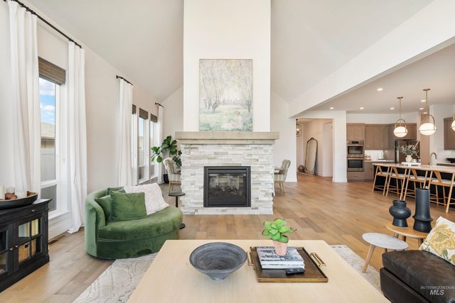 13697 N Sage Grouse Way, Boise, ID 83714