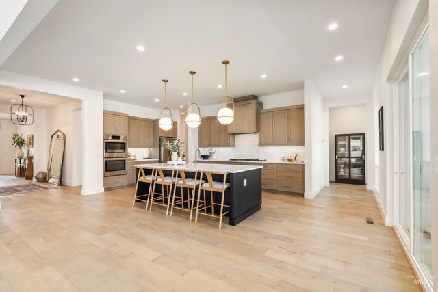 13697 N Sage Grouse Way, Boise, ID 83714