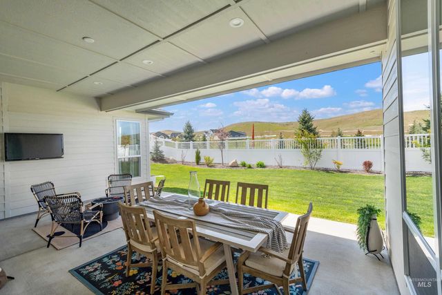 13697 N Sage Grouse Way, Boise, ID 83714