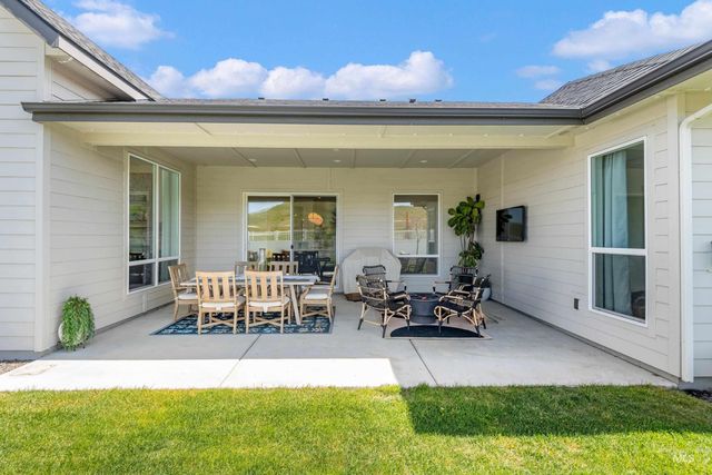 13697 N Sage Grouse Way, Boise, ID 83714