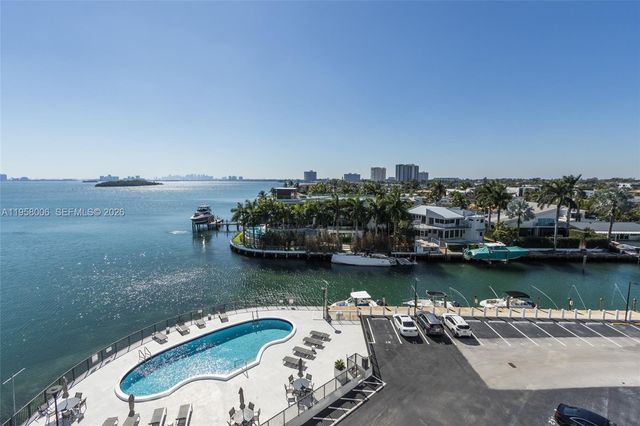 11930 N Bayshore Dr 606, North Miami, FL 33181